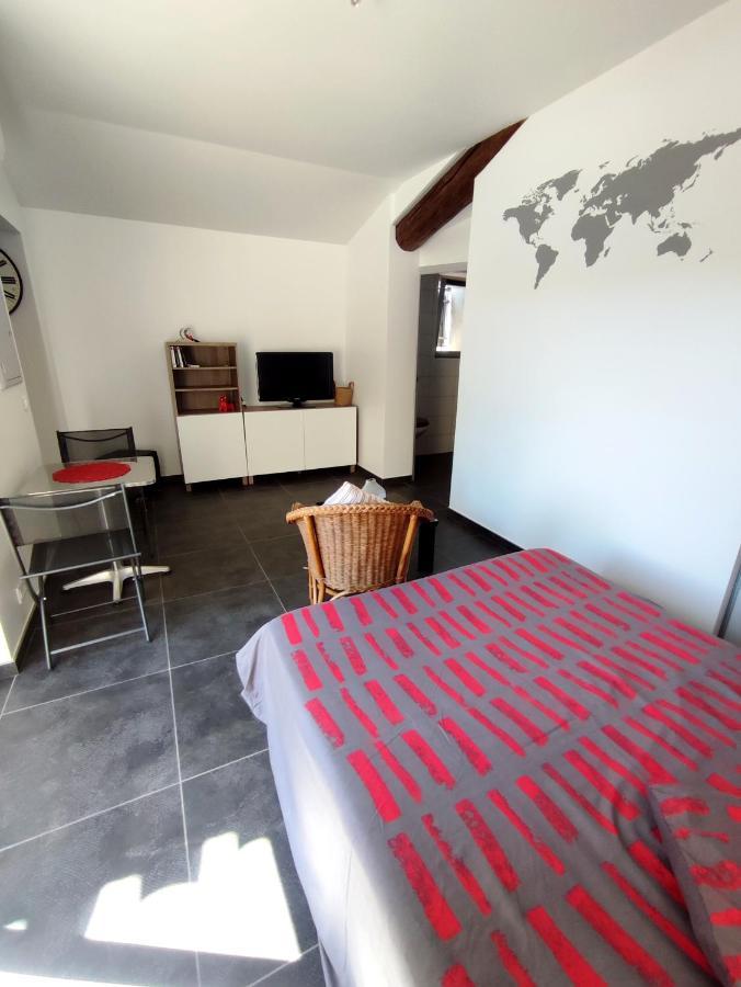 Studio R Homps Homps  Exterior foto